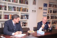 德米特里.梅津采夫介绍区域合作项目Дмитрий Мезенцев рассказывает о проектах регионального взаимодействия