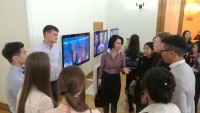 与俄罗斯留学生的会面中В ходе встречи с российскими студентами