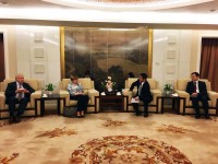 访问中国外交部 Посещение МИДа КНР