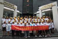 Общее фото с будущими дипломатами 与未来外交官们的合影