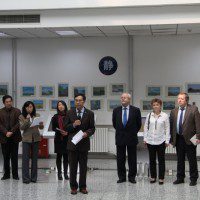 Проректор Университета Цю Мин приветствует представителей Российского культурного центра