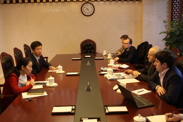 Участники встречи в Министерстве образования КНР - 参加在中华人民共和国教育部会晤的人员